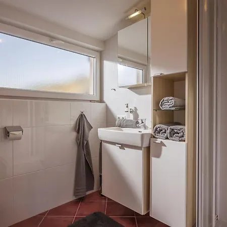 Raffael Apartmán Itter